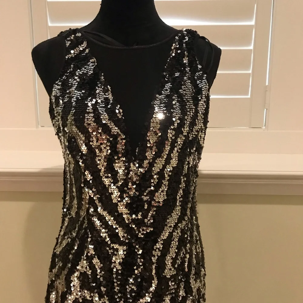 💋SEQUENCE Dress NEW.  Size 13/14 - Picture 4 of 7